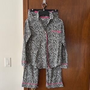 DKNY Pajama Set in Black and Pink Leopard Print